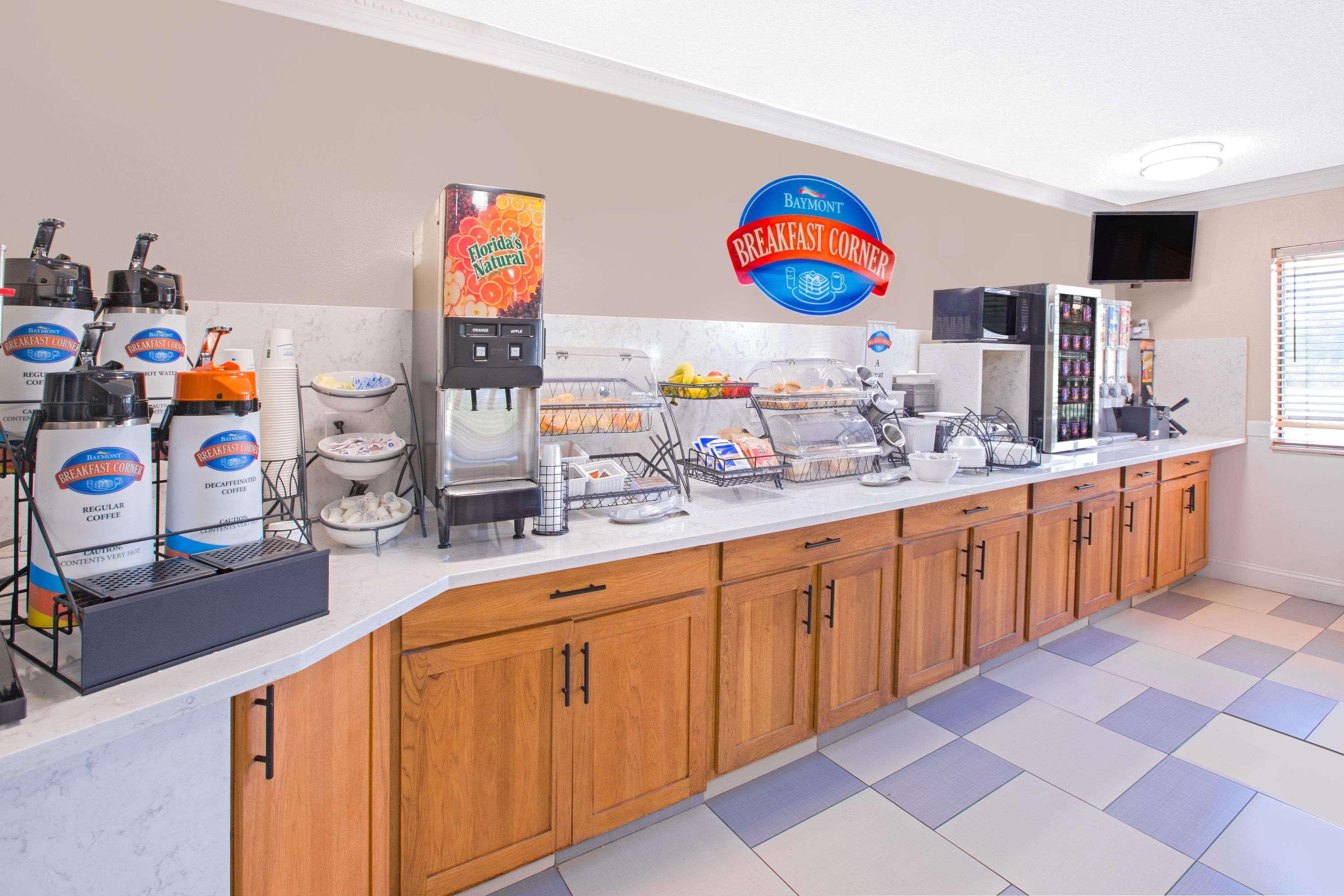 Baymont By Wyndham Ames Hotel Luaran gambar