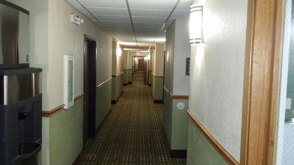 Baymont By Wyndham Ames Hotel Luaran gambar
