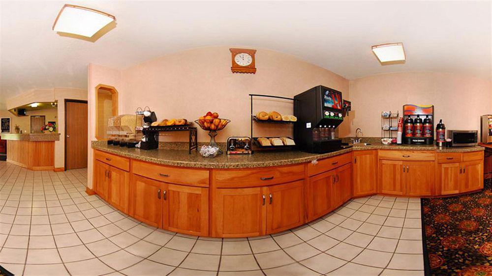 Baymont By Wyndham Ames Hotel Luaran gambar