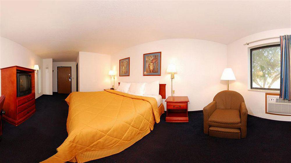 Baymont By Wyndham Ames Hotel Luaran gambar