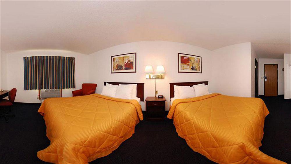 Baymont By Wyndham Ames Hotel Luaran gambar